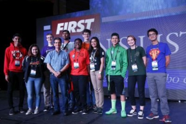 A photo of the 2016 DL Award Winners